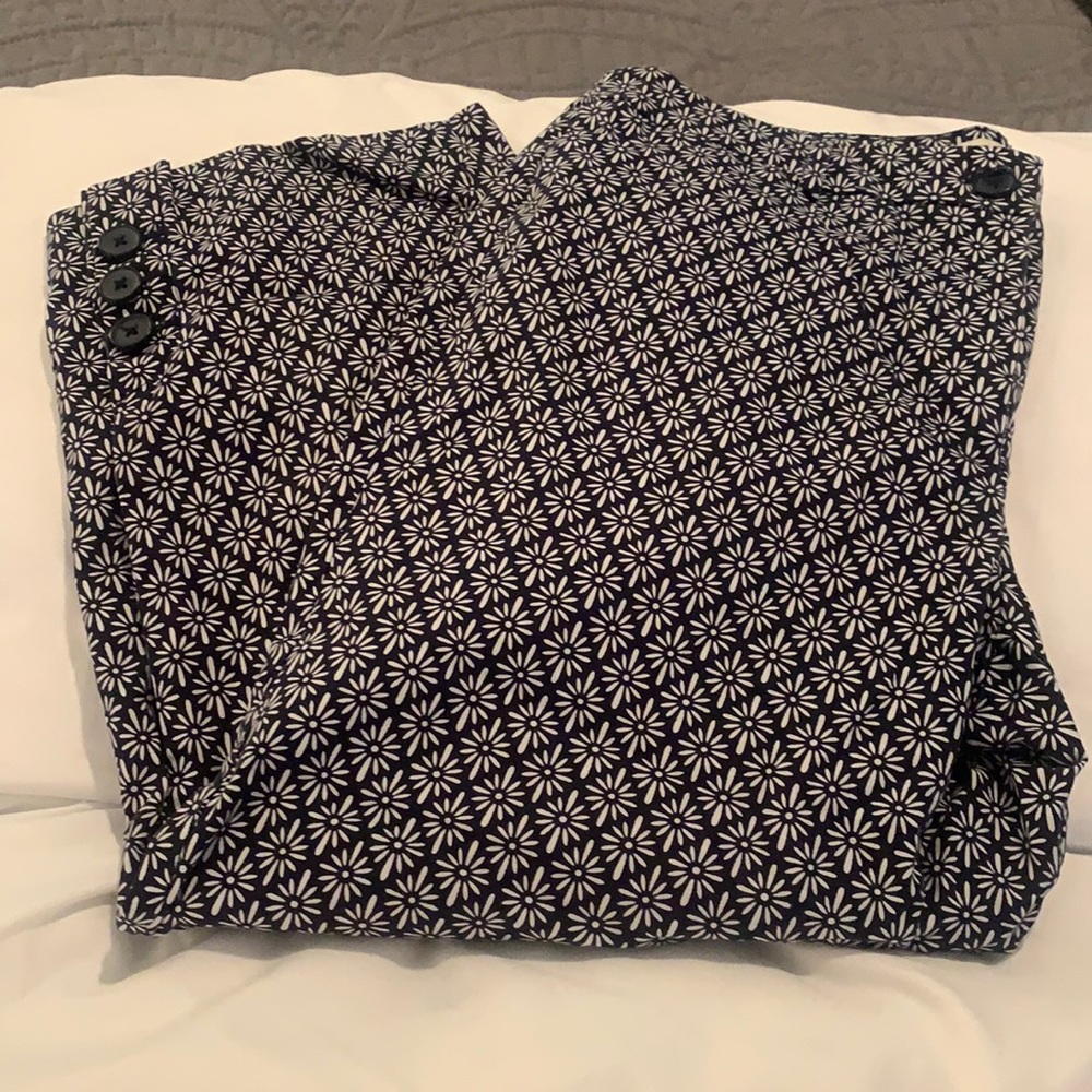 Talbots size 8 cropped pant